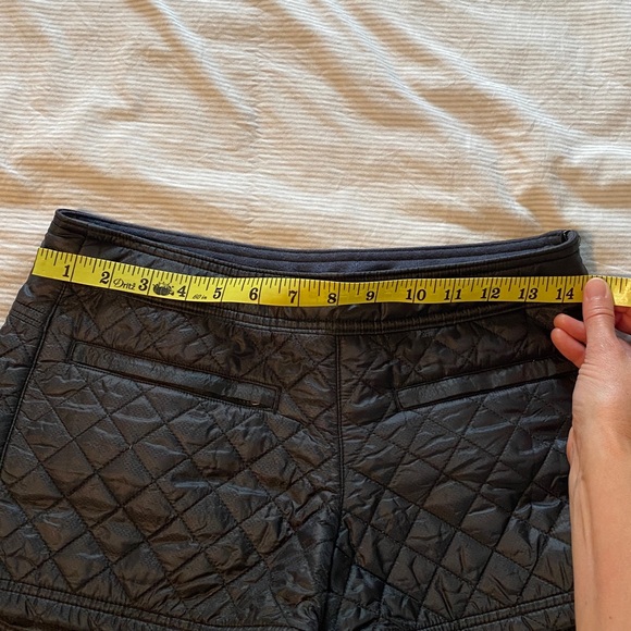 Athleta hot pants run shorts - Picture 4 of 4